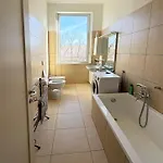 בית הארחה Ami 3*
