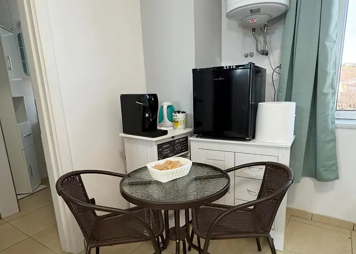 בית הארחה Ami Ziano Piacentino